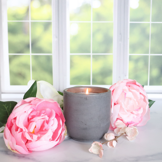 Full Bloom Concrete Candle | Magnolia, Peony, & Cherry Blossom | 8.5oz