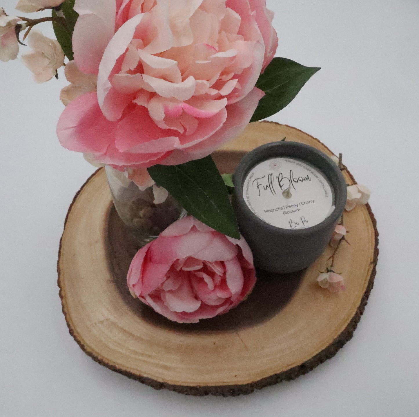 Full Bloom Concrete Candle | Magnolia, Peony, & Cherry Blossom | 8.5oz